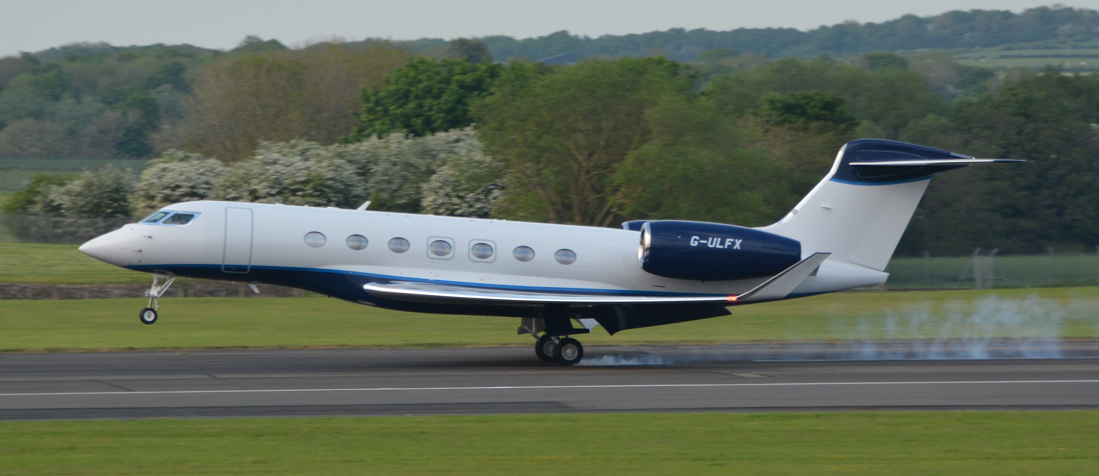 Luxaviation